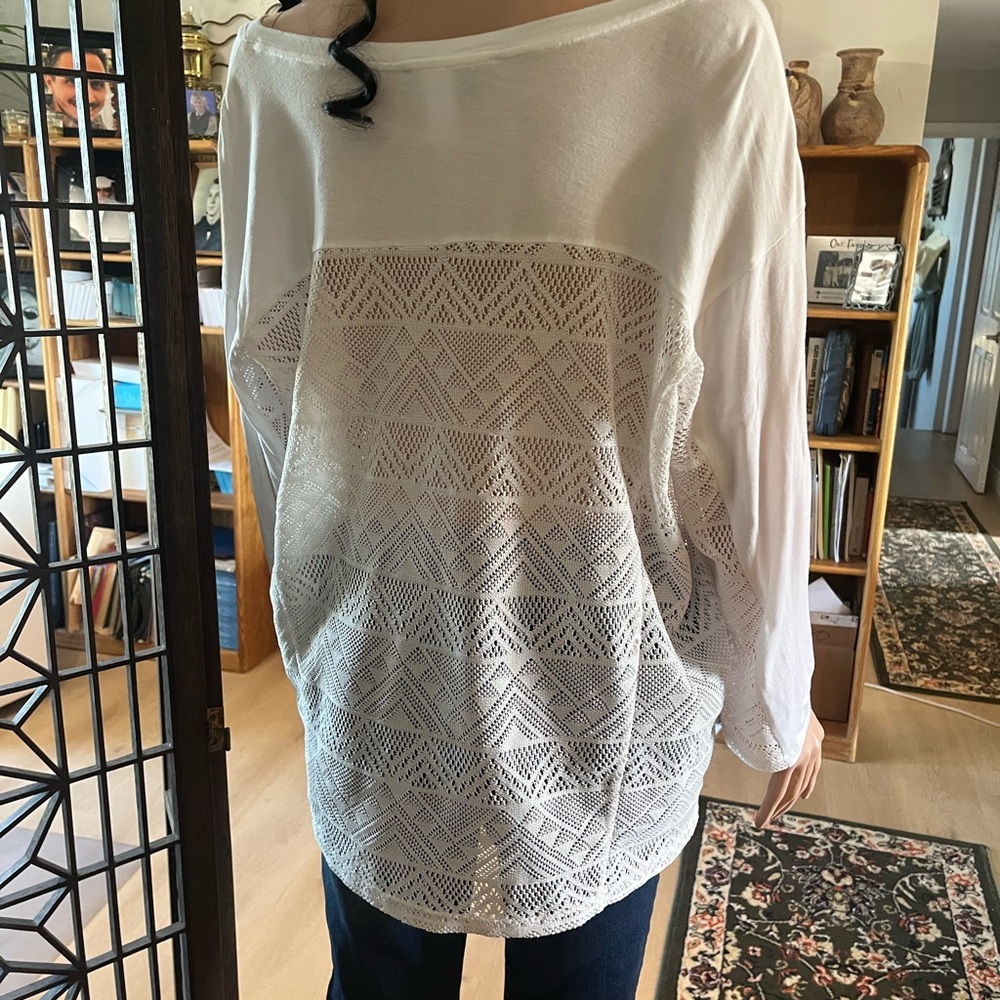 LISA RINNA LACE COLLECTION TOP - Picture 6 of 9